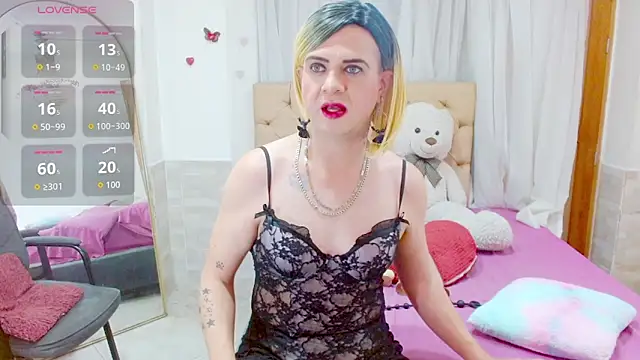 Snapshot of Dolldirtyxxx chatting on December 18, 2025, 3:45 am Dolldirtyxxx online show from December 18, 2025, 3:45 am