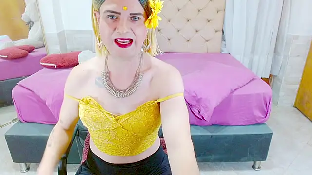 Snapshot of Dolldirtyxxx chatting on December 20, 2025, 5:14 am Dolldirtyxxx online show from December 20, 2025, 5:14 am