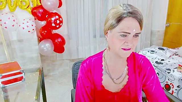 Snapshot of Dolldirtyxxx chatting on February 19, 2026, 4:19 am Dolldirtyxxx online show from February 19, 2026, 4:19 am