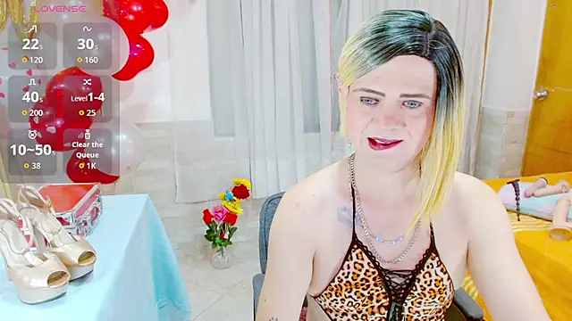 Snapshot of Dolldirtyxxx chatting on February 21, 2026, 4:57 am Dolldirtyxxx online show from February 21, 2026, 4:57 am