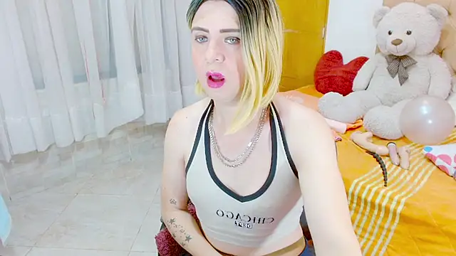 Snapshot of Dolldirtyxxx chatting on February 25, 2026, 4:55 am Dolldirtyxxx online show from February 25, 2026, 4:55 am