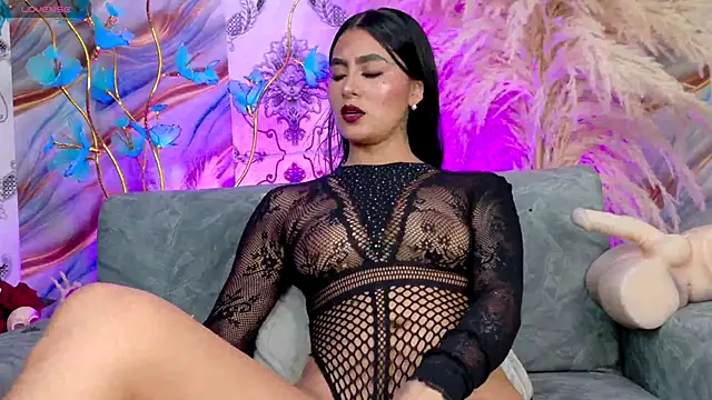 meganwolf 1 online show from September 10, 2025, 9:04 pm