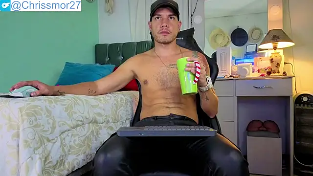 Chrissken online show from October 1, 2025, 1:33 am