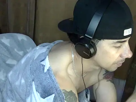 venusfranco 94 online show from September 19, 2025, 6:15 am