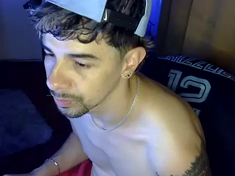 venusfranco 94 online show from March 13, 2026, 4:41 am