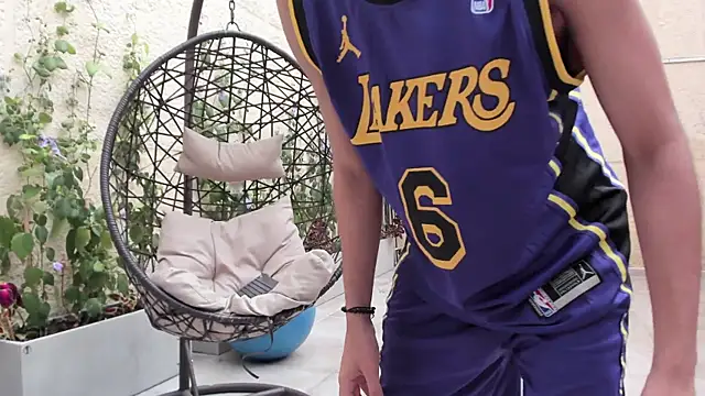 NovaaWheler online show from March 9, 2025, 12:42 pm