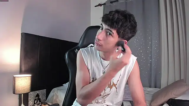 NovaaWheler online show from September 17, 2025, 7:26 pm