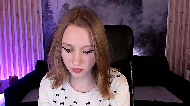 DariaTate online show from February 18, 2025, 6:04 pm