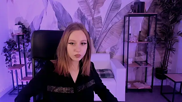 DariaTate online show from March 20, 2025, 3:04 pm