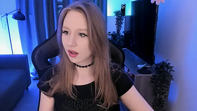 DariaTate online show from March 15, 2026, 10:43 am