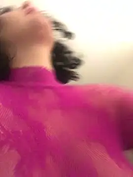 Snapshot of LunaSoleil9 chatting on February 20, 2025, 7:52 pm LunaSoleil9 online show from February 20, 2025, 7:52 pm