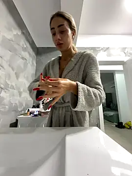 BonyBon29 online show from December 4, 2025, 6:55 am