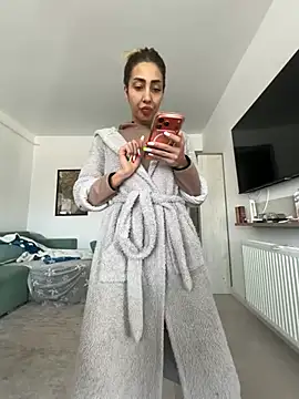 Snapshot of BonyBon29 chatting on March 5, 2026, 9:49 am BonyBon29 online show from March 5, 2026, 9:49 am