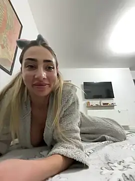 Snapshot of BonyBon29 chatting on March 6, 2026, 9:22 pm BonyBon29 online show from March 6, 2026, 9:22 pm