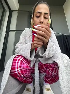 Snapshot of BonyBon29 chatting on April 10, 2026, 1:16 pm BonyBon29 online show from April 10, 2026, 1:16 pm