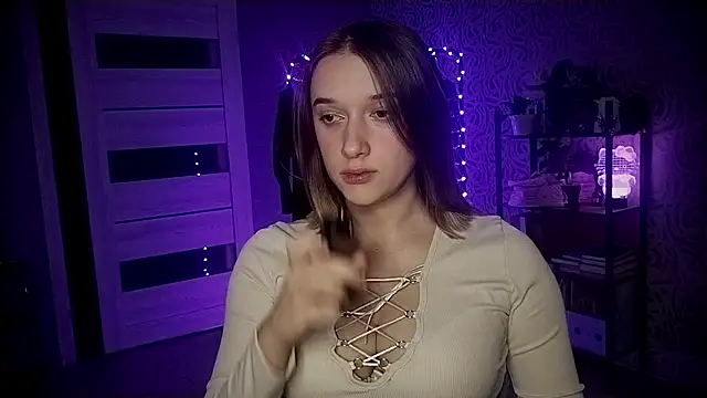 kamilla shy online show from February 13, 2025, 10:22 pm