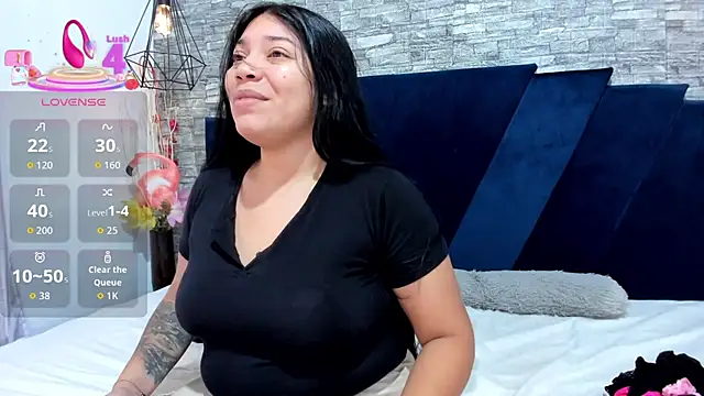 Sophia Brunett online show from September 16, 2025, 12:06 pm