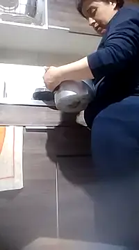 Snapshot of Saori_Sann_ chatting on February 13, 2025, 1:08 am Saori Sann online show from February 13, 2025, 1:08 am