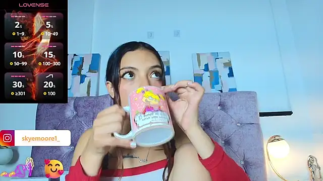 Skye Moore online show from October 10, 2025, 7:24 pm