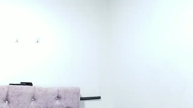 Skye Moore online show from October 20, 2025, 12:05 pm