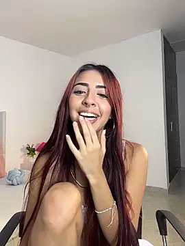 Mirandaa Rogers online show from February 3, 2026, 7:08 pm