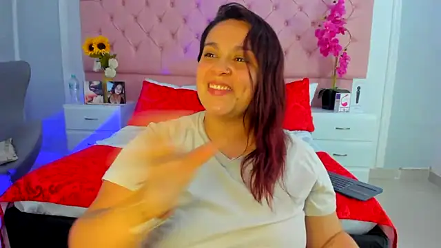 KourtneyEvans online show from March 18, 2025, 2:59 pm