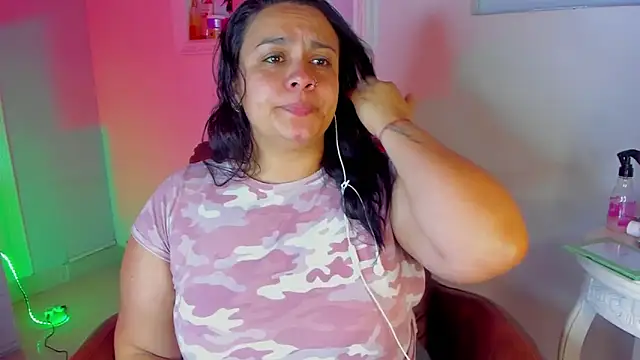 KourtneyEvans online show from February 1, 2026, 5:33 pm