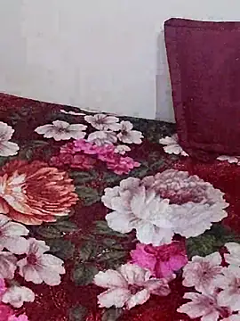 Malika-697 online show from November 12, 2025, 9:36 pm