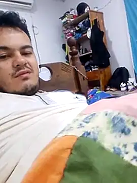 Snapshot of Dancos01 chatting on April 2, 2026, 5:38 am Dancos01 online show from April 2, 2026, 5:38 am