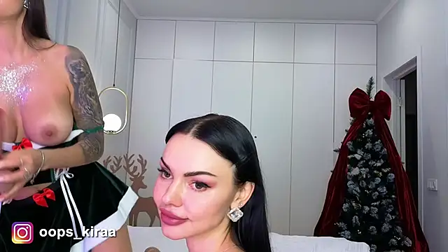 AmyLeeplay online show from December 20, 2025, 4:03 pm