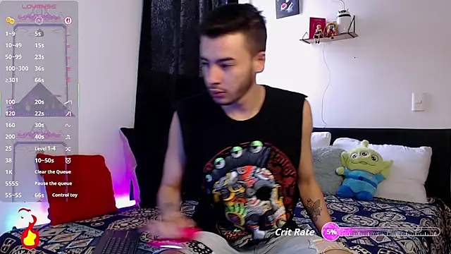 kyle clint07 online show from December 18, 2025, 3:18 pm