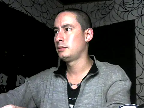 vampireathome online show from November 25, 2025, 3:17 am