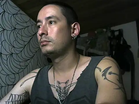 Snapshot of vampireathome chatting on May 17, 2026, 3:15 am vampireathome online show from May 17, 2026, 3:15 am