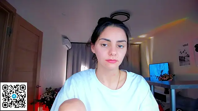 EmiliaZen online show from March 8, 2026, 5:17 pm