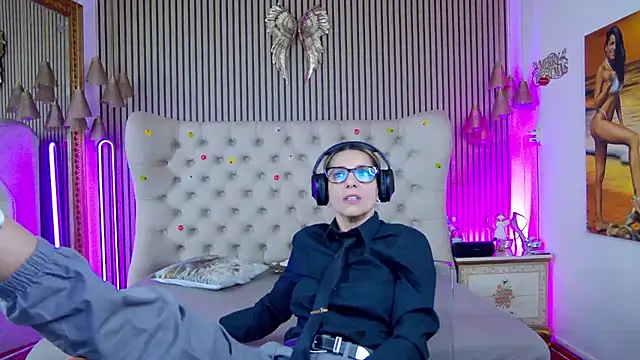 PlayfulShow online show from January 13, 2026, 9:14 am