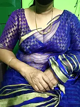 Snapshot of niiveditha chatting on March 15, 2025, 10:55 pm niiveditha online show from March 15, 2025, 10:55 pm