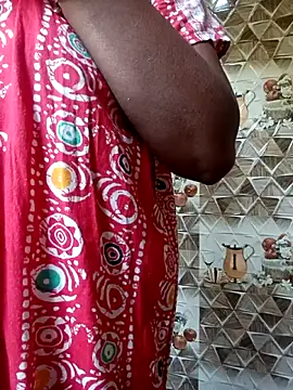 Hot-anjale online show from November 21, 2025, 3:05 am