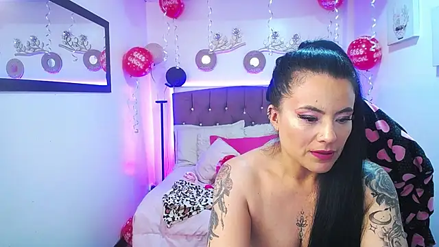 lizha milf online show from February 14, 2025, 9:32 pm