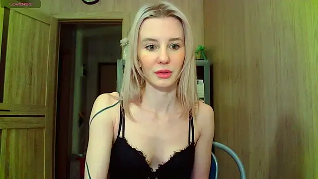 Caramel piegirl online show from February 15, 2025, 6:23 pm