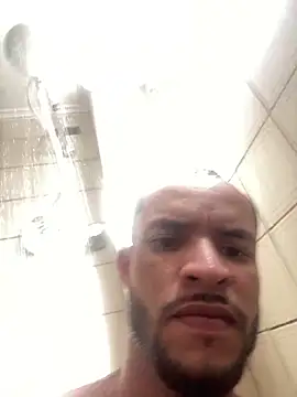 ErikMonstro 10 online show from February 11, 2025, 11:54 am