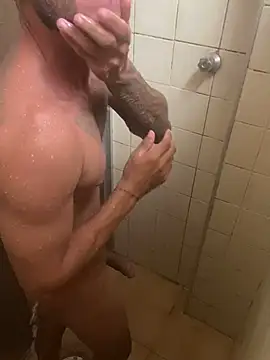 ErikMonstro 10 online show from February 13, 2025, 10:55 am