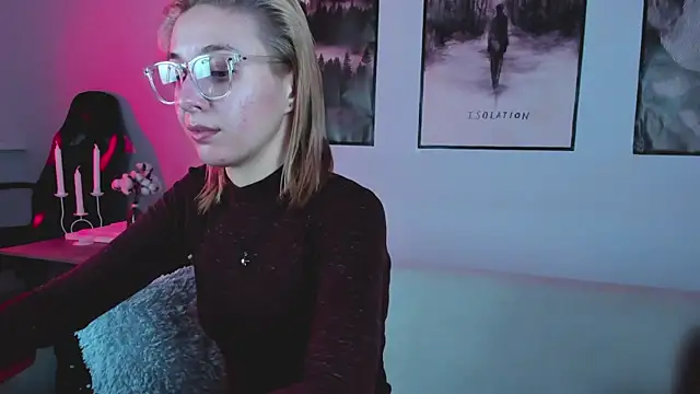 Snapshot of PhilippaAdamas chatting on February 13, 2025, 8:48 am PhilippaAdamas online show from February 13, 2025, 8:48 am