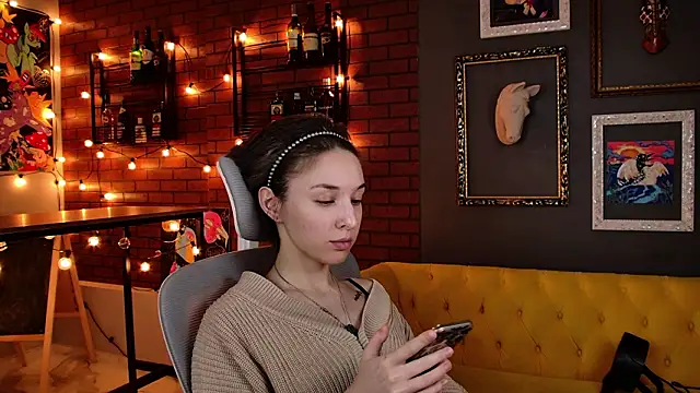 PhilippaAdamas online show from March 4, 2026, 12:38 am