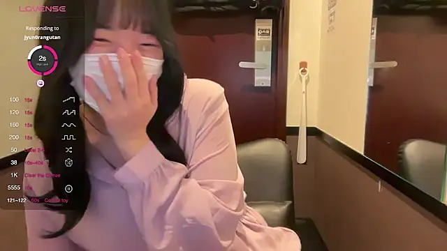 Riri  o0 online show from March 20, 2025, 9:15 am