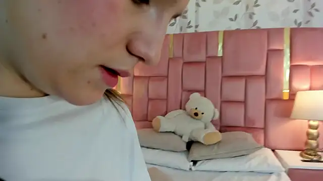 ArianaFranco online show from January 13, 2026, 3:50 pm