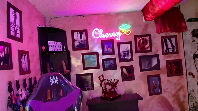 cherryy bombshelll online show from September 13, 2025, 5:57 pm