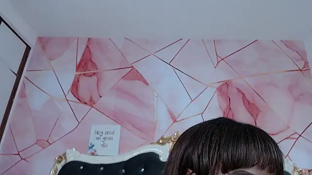 LindaBird online show from February 6, 2026, 6:55 pm