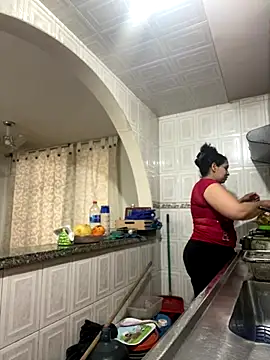 Carola-Ross online show from October 20, 2025, 5:57 pm