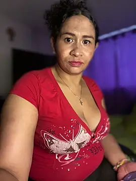 Carola-Ross online show from May 11, 2026, 4:04 pm