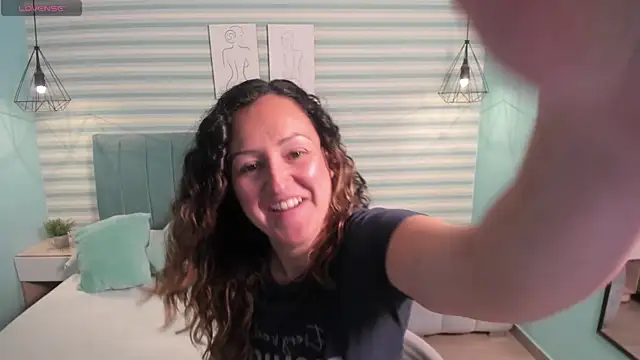 abby apple online show from March 11, 2025, 5:35 pm